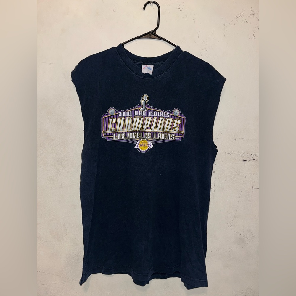Vintage 2001 Los Angeles Lakers NBA World Champions Majestic Tank Top